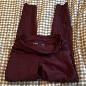 Old Navy Dark Burgundy Leggings
